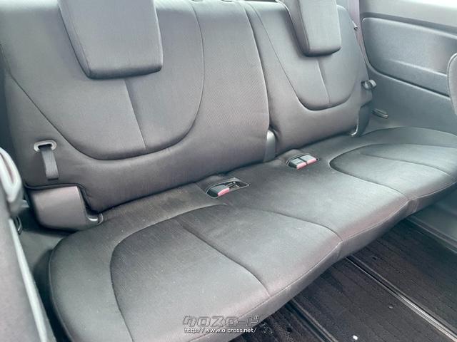 サードシートも快適です マツダ ビアンテ