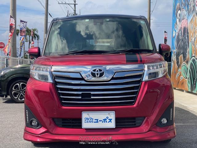 厚みのあるヘッドランプと面を強調したグリルにより、重厚感のある力強さを表現し、カスタムにはメッキ加飾や専用バンパーを施した。 トヨタ ルーミー