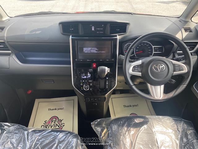 インテリアは、水平に広がるインストルメントパネルで、機能性の高さとワイドな印象を表現するとともに、見晴らしの良さを実現 トヨタ ルーミー