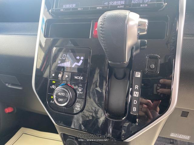 インパネ、AC回り トヨタ ルーミー