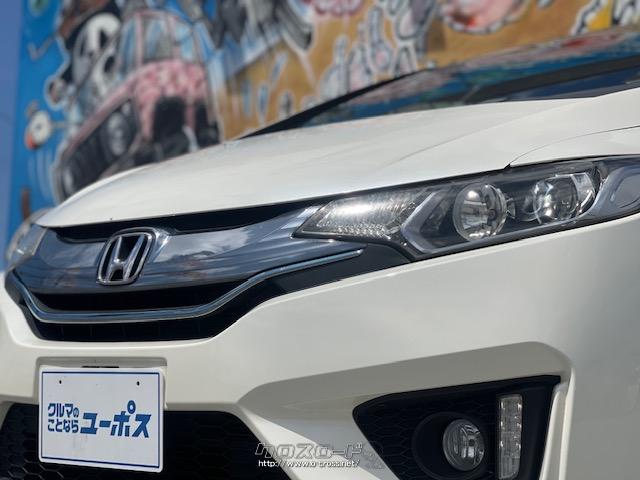 ダイナミックに進化したクロスフェードモノフォルムエクステリアデザインを採用し、コンパクトカーのベンチマークとして先進性を追求。 ホンダ フィットハイブリッド