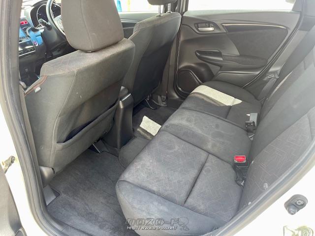 ロングドライブでも快適なリア席 ホンダ フィットハイブリッド
