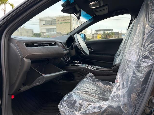 座高調整ができますので様々な方に運転しやすい設計。 ホンダ ヴェゼル