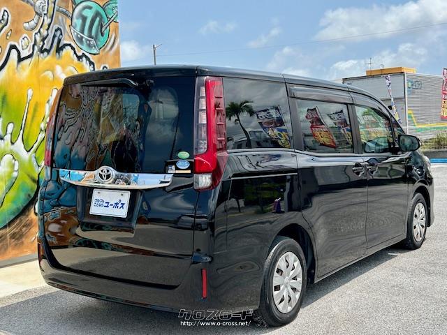 ガソリン車でもクラストップレベル(全高1.8m以上の1.8〜2Lクラス 7/8人乗りミニバン)の変速比幅を実現した新開発Super CVT-iやアイドリングストップ機能などの採用 トヨタ ノア