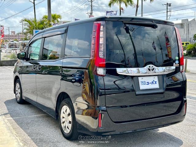 広々空間やノンステップによる子供・高齢者にも優しい乗降性、使い勝手の良い荷室を実現。 トヨタ ノア