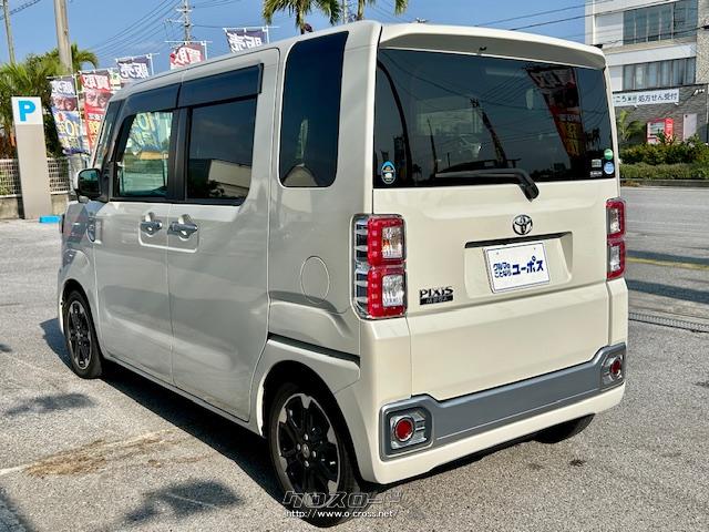 気になる月々のローン支払シュミレーションはその場でお伝えでき、審査も短時間で結果が分かります。その他様々なオプションやサービスで満足できるように担当スタッフが頑張りますので是非ご来店下さい。 トヨタ ピクシスメガ