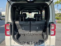 トヨタ ピクシスメガ