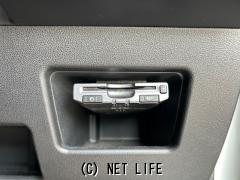 トヨタ ピクシスメガ