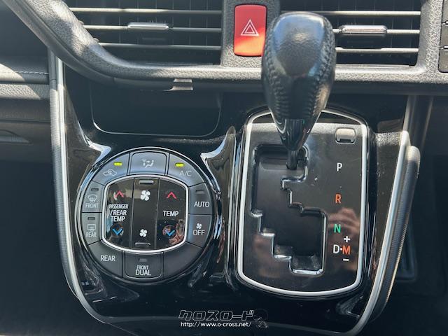 運転席と助手席の温度を別々にできるエアコン設計 トヨタ エスクァイア