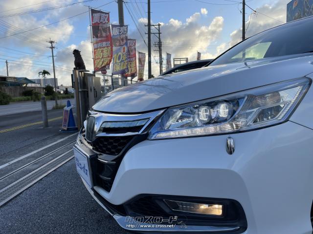 発進の瞬間から最大トルクを発生させるモーターで走行することで、滑らかで力強い加速性能を発揮し、優れた快適性と静粛性を実現している。 ホンダ アコードハイブリッド