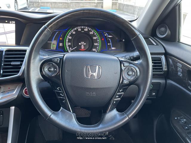 ウッドコンビステアリング ホンダ アコードハイブリッド