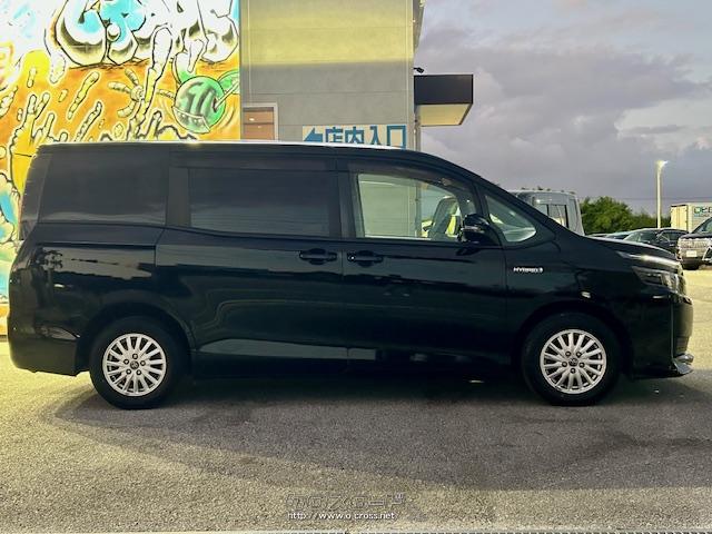 全長×全幅×全高4695×1695×1825mm トヨタ ヴォクシー