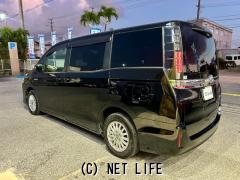 トヨタ ヴォクシー