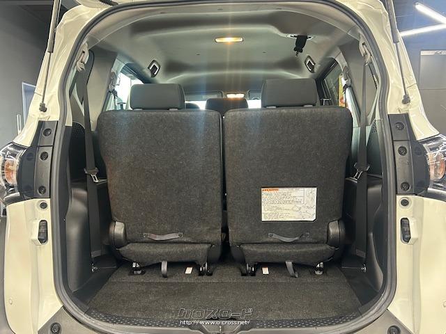 日常的な買い物なら充分な広さのラゲッジスペース トヨタ シエンタ