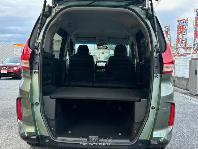 後部座席を倒すと更に広いスペースがうまれます。 ホンダ フリードハイブリッド