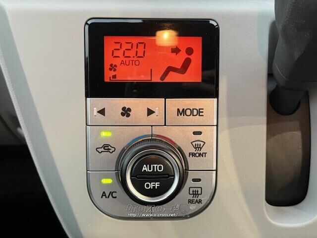 自社整備工場・板金工場を備え、車検から事故の修理まで対応致します。 トヨタ ピクシスエポック