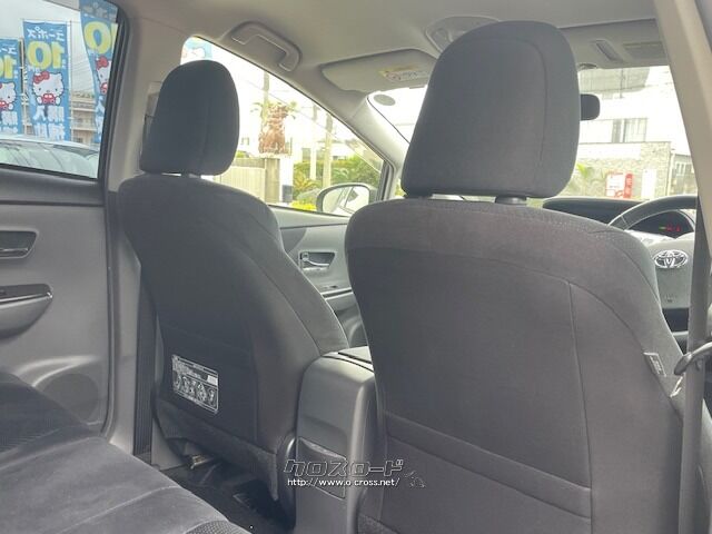 自社整備工場・板金工場を備え、車検から事故の修理まで対応致します。 トヨタ プリウスα