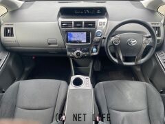 トヨタ プリウスα