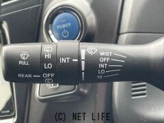 トヨタ プリウスα