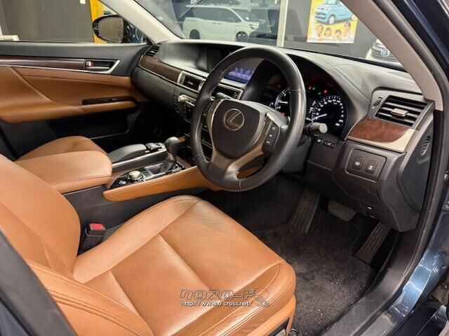 スーパーインテリジェント6速ATを組み合わせている。 レクサス GS