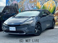 トヨタ プリウス