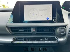 トヨタ プリウス