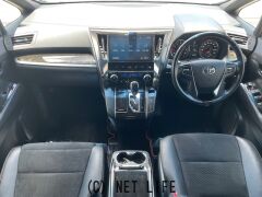 トヨタ アルファード