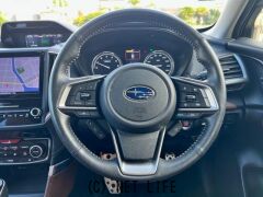 スバル フォレスター