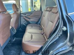 スバル フォレスター