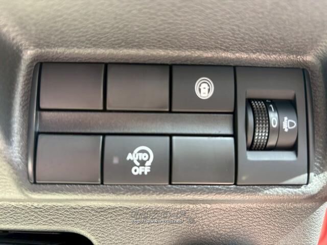 ★アイドリングストップ★信号待ちなどで停車したら、エンジンを自動停止! 日産 デイズ