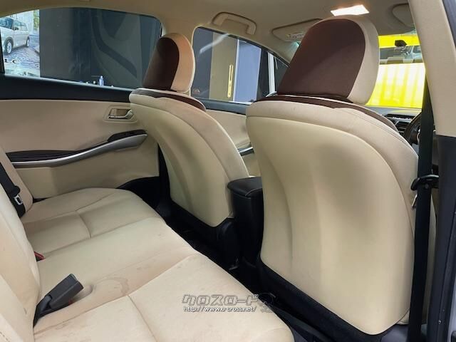 自社整備工場・板金工場を備え、車検から事故の修理まで対応致します。 トヨタ SAI