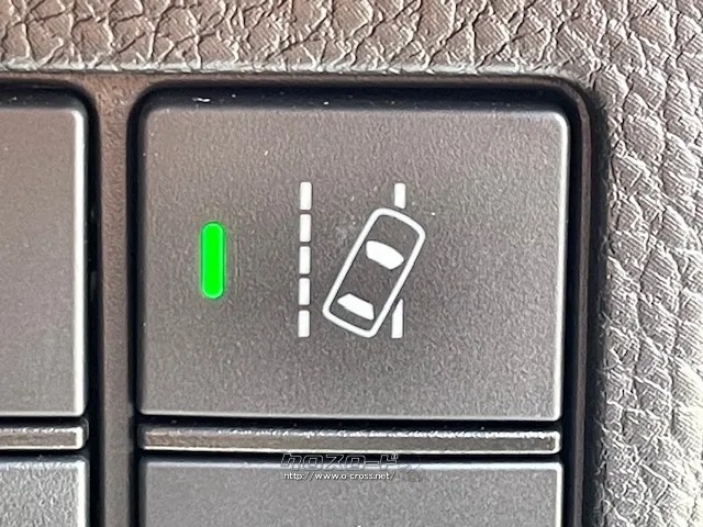 「お問合せはユーポス豊見城店まで/098-996-3107へ!お待ちしております ホンダ N-BOX