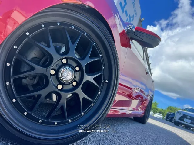 タイヤサイズ(前・後) 215/55R16 93V ホンダ シビックセダン