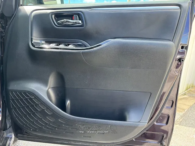 保証でカバーする範囲は業界最高水準の最大318項目・走行距離無制限。 トヨタ エスクァイア