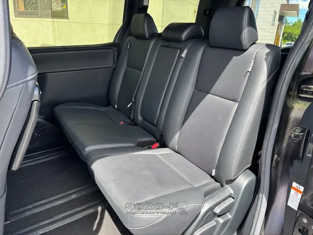 選べる最長10年保証。長く乗る車だからこそ、信頼のユーポスで車選びを!!! トヨタ エスクァイア