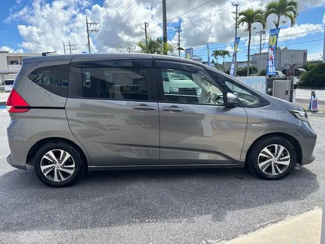 全長×全幅×全高 4295×1695×1710mm ホンダ フリード+