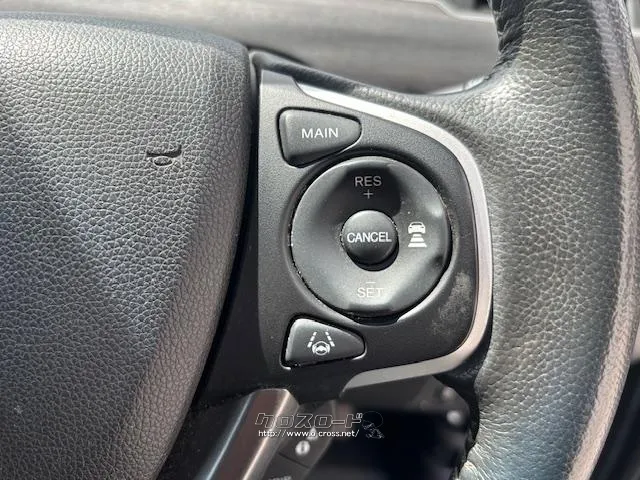 自社整備工場・板金工場を備え、車検から事故の修理まで対応致します。 ホンダ フリード+