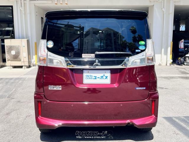 専用ナビゲーションを装着すると、フロント、リヤ、左右両サイドに搭載した4つのカメ 三菱 デリカD:2