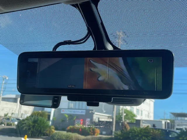 【デジタルインナーミラー】夜間・悪天候時の視認性向上に貢献します。 日産 セレナ