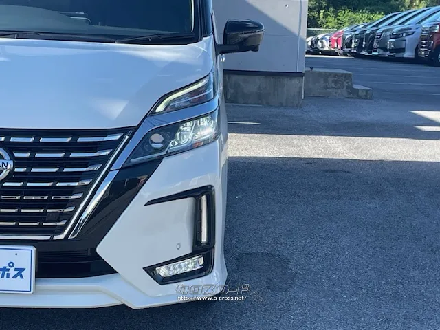 保証でカバーする範囲は業界最高水準の最大318項目・走行距離無制限。 日産 セレナ