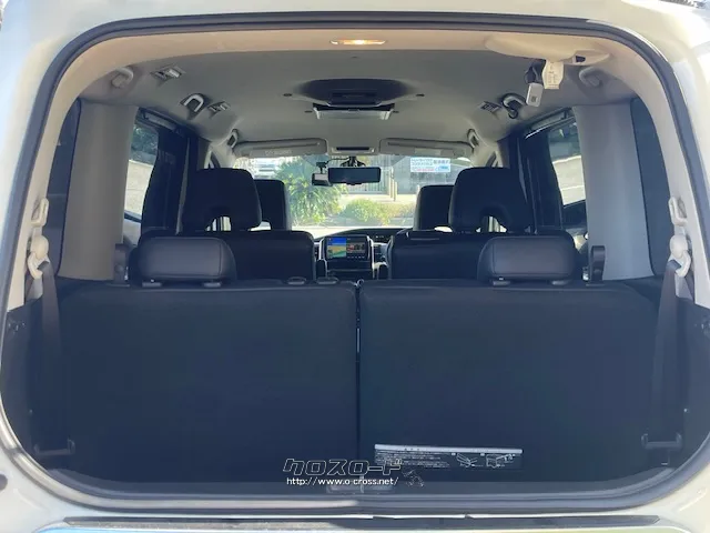 保証にご加入でもれなくメンテナンスパックがついてくる。 日産 セレナ