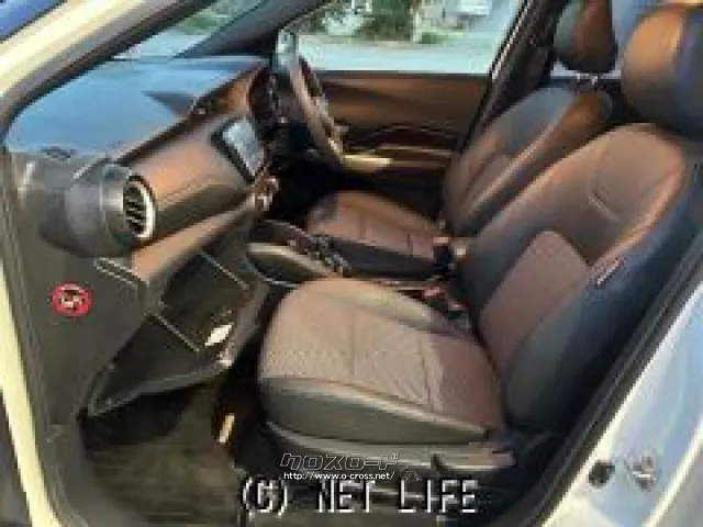 収納も多数ございます。 日産 キックス