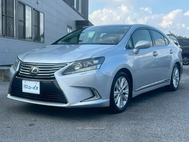 赤外線(IR)を効率よく遮断する撥水機能付スーパーUV・IRカットガラスを採用。 レクサス HS