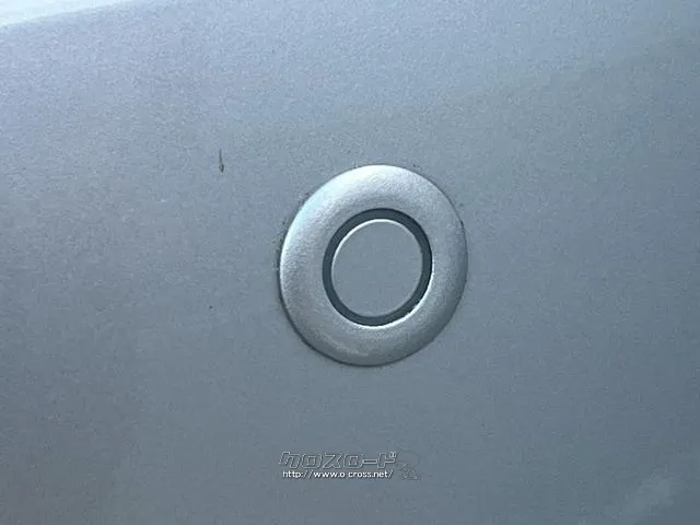 自社整備工場・板金工場を備え、車検から事故の修理まで対応致します。 レクサス HS