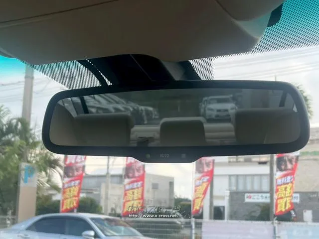 自社整備工場・板金工場を備え、車検から事故の修理まで対応致します。 レクサス HS