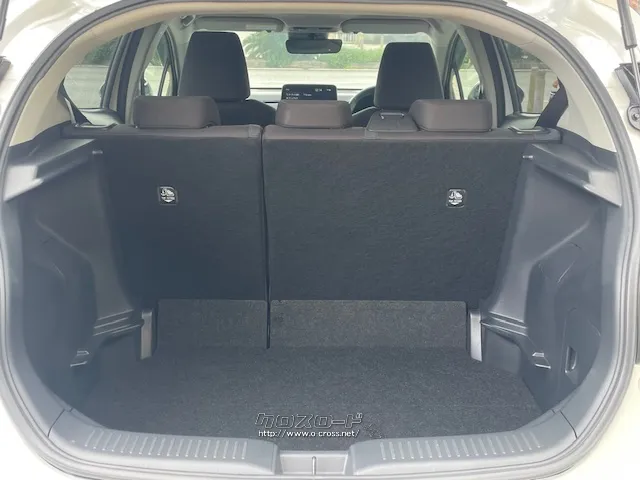 室内長×室内幅×室内高 1830×1425×1190mm トヨタ アクア