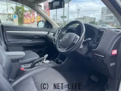 三菱 アウトランダーPHEV