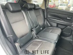 三菱 アウトランダーPHEV