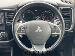 三菱 アウトランダーPHEV