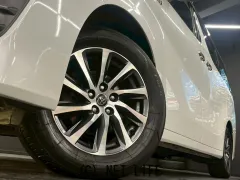 トヨタ ヴェルファイア